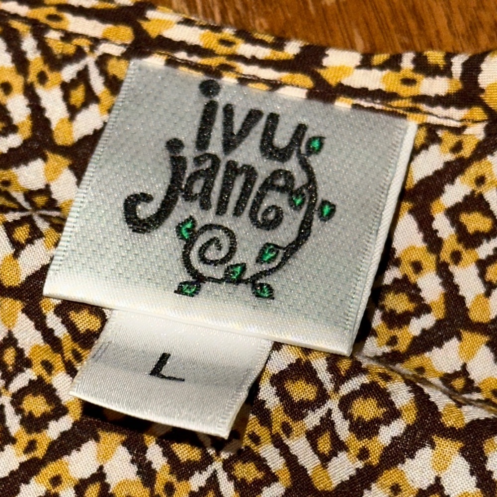 Ivy Jane Geometric Patterned Tunic With Yellow An… - image 8